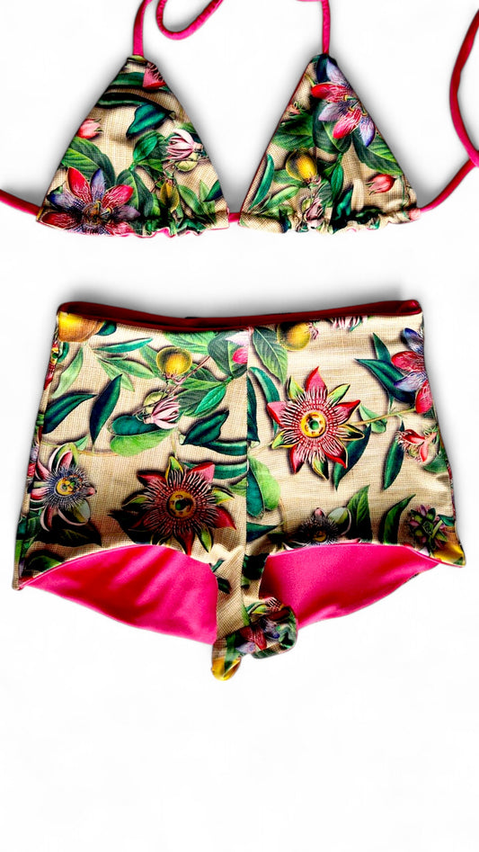 Reversible floral bikini with cheeky bottoms